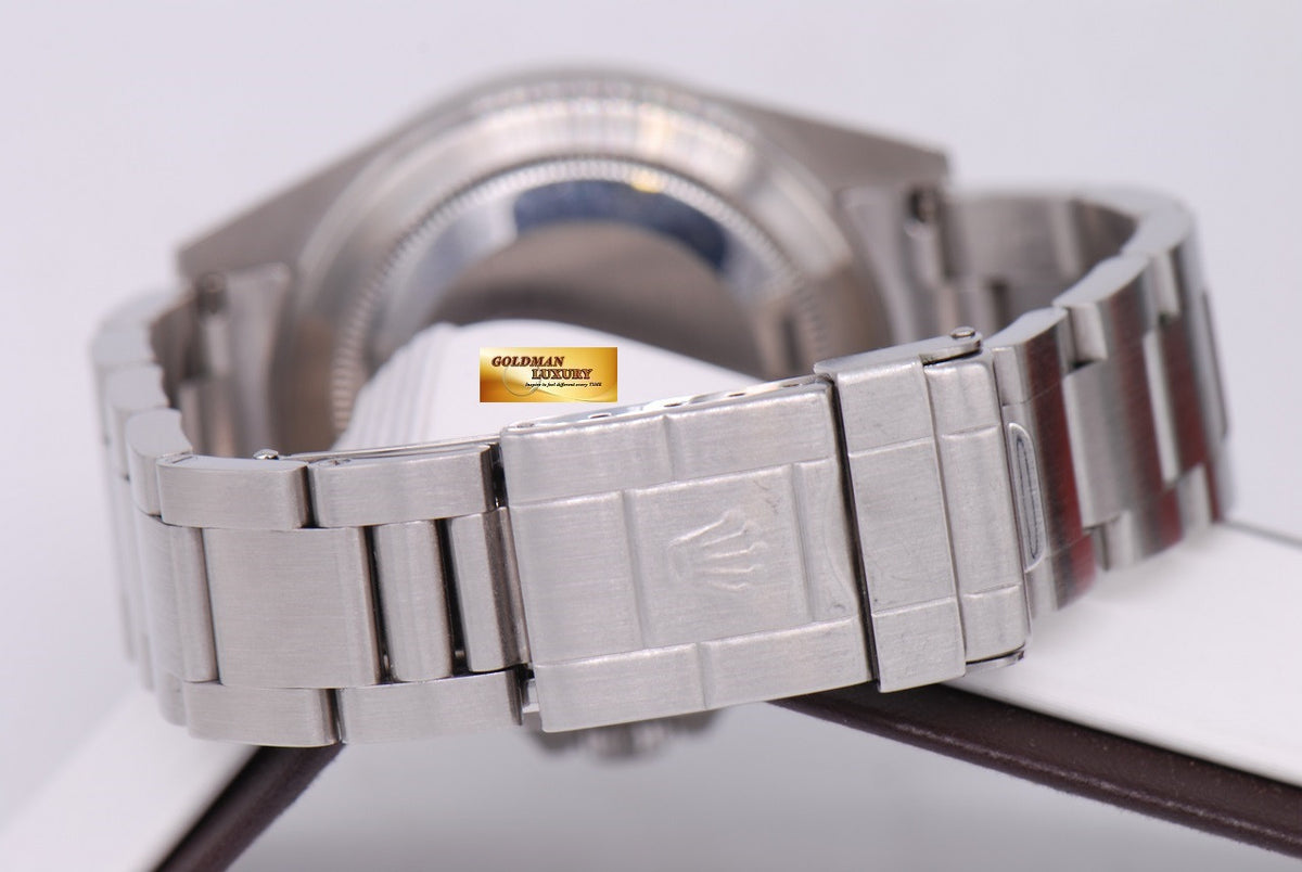 [SOLD] ROLEX OYSTER PERPETUAL EXPLORER II REF 16570 BLACK (MINT)