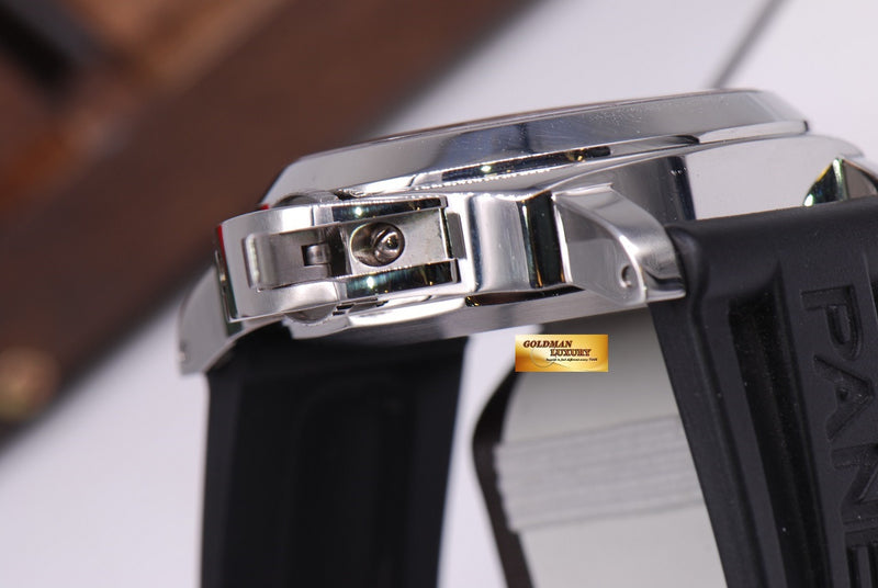 products/GML978_-_Panerai_Luminor_Marina_Power_Reserve_PAM_90_MINT_-_9.JPG