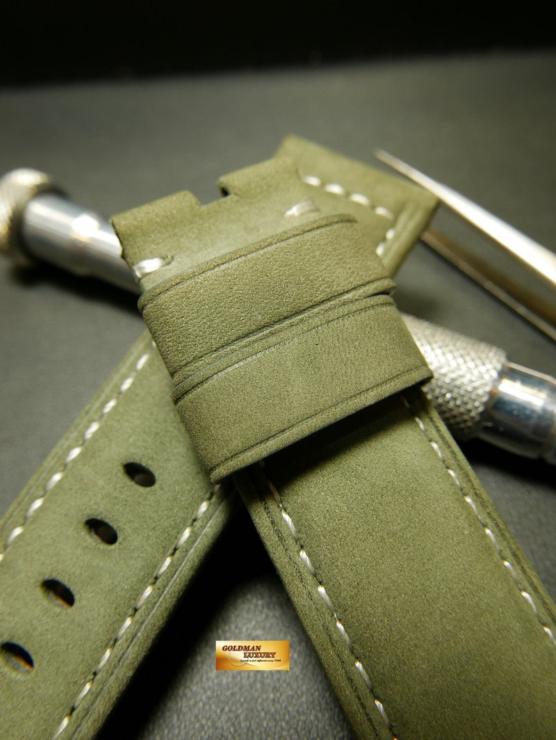 products/PS5_-_Panerai_Strap_Suede_Green_-_3.JPG